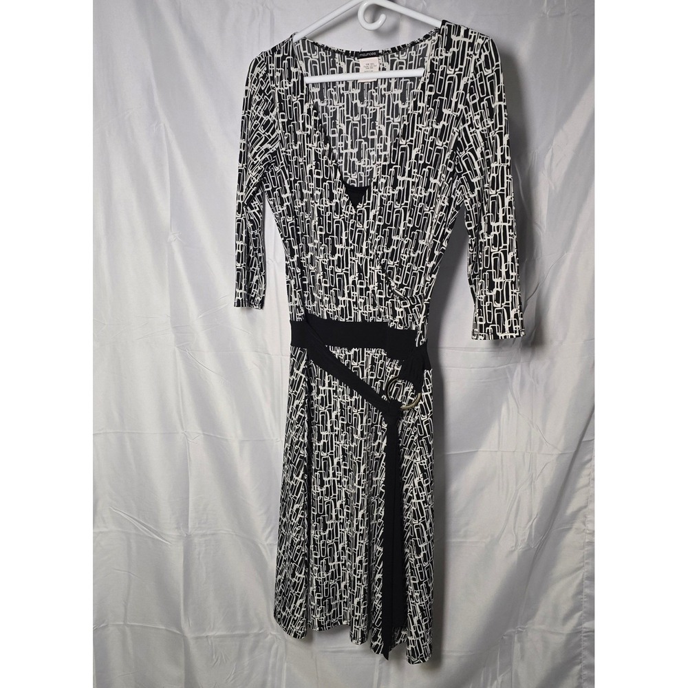Maurices Womens midi Black White Geometric Faux Wrap Dress Medium